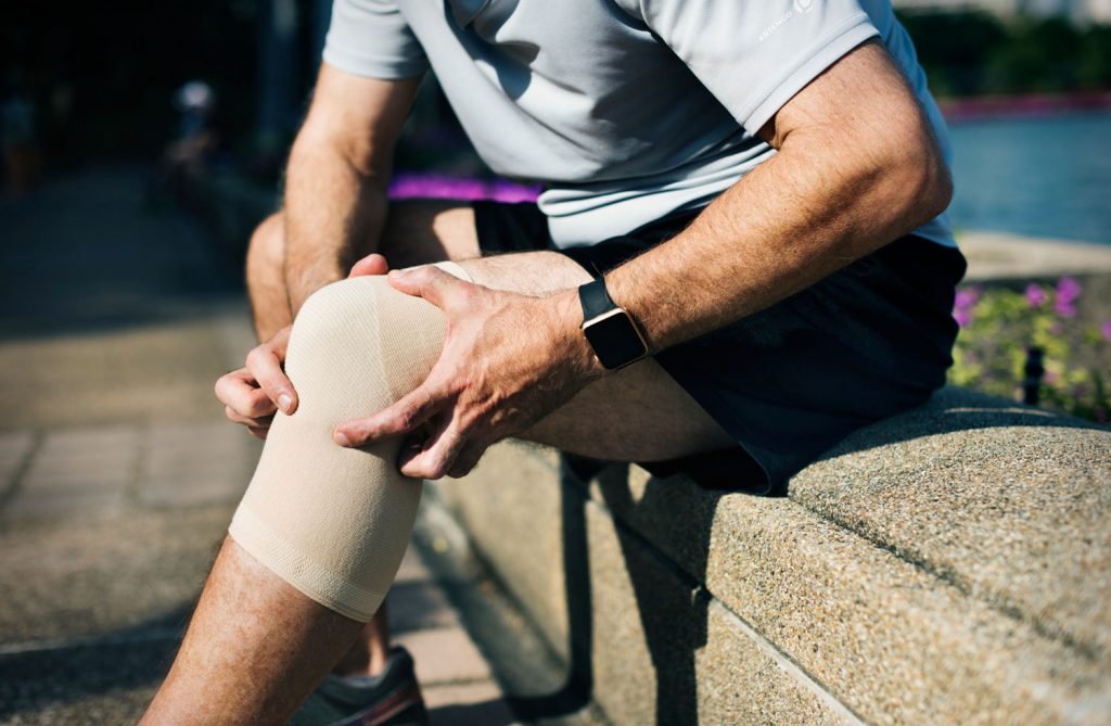 Best-Knee-Massagers-for-Arthritis-Review